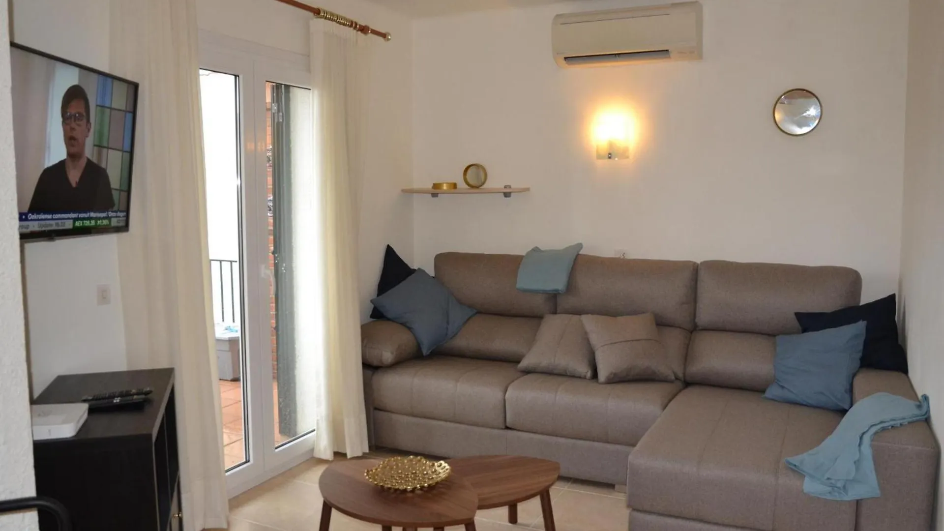 Вилла Casa Bien Cuidada Con Piscina Comunitaria, Terrazas Y Cerca De La Playa En L'Estartit - Es-323-42 0*,  Испания